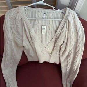 Aerie Cream Cable Knit Sweater